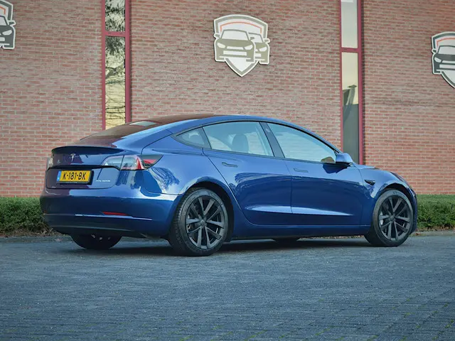 Tesla Model 3 Long Range AWD | Facelift | + winterbandenset