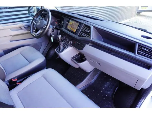 Volkswagen Transporter 2.0 TDI L2H1 32