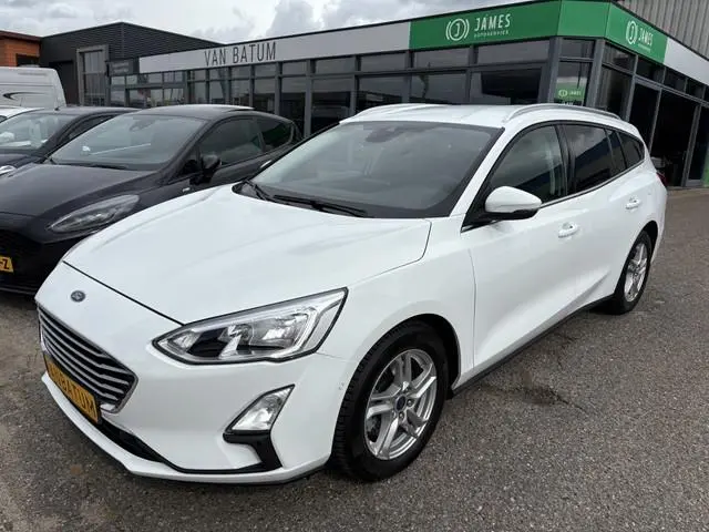 Ford Focus Wagon 1.0 EcoBoost Titanium Business