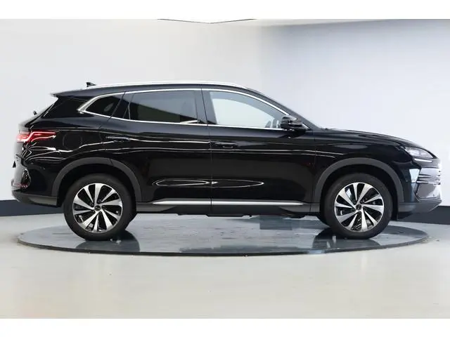 BYD SEAL U